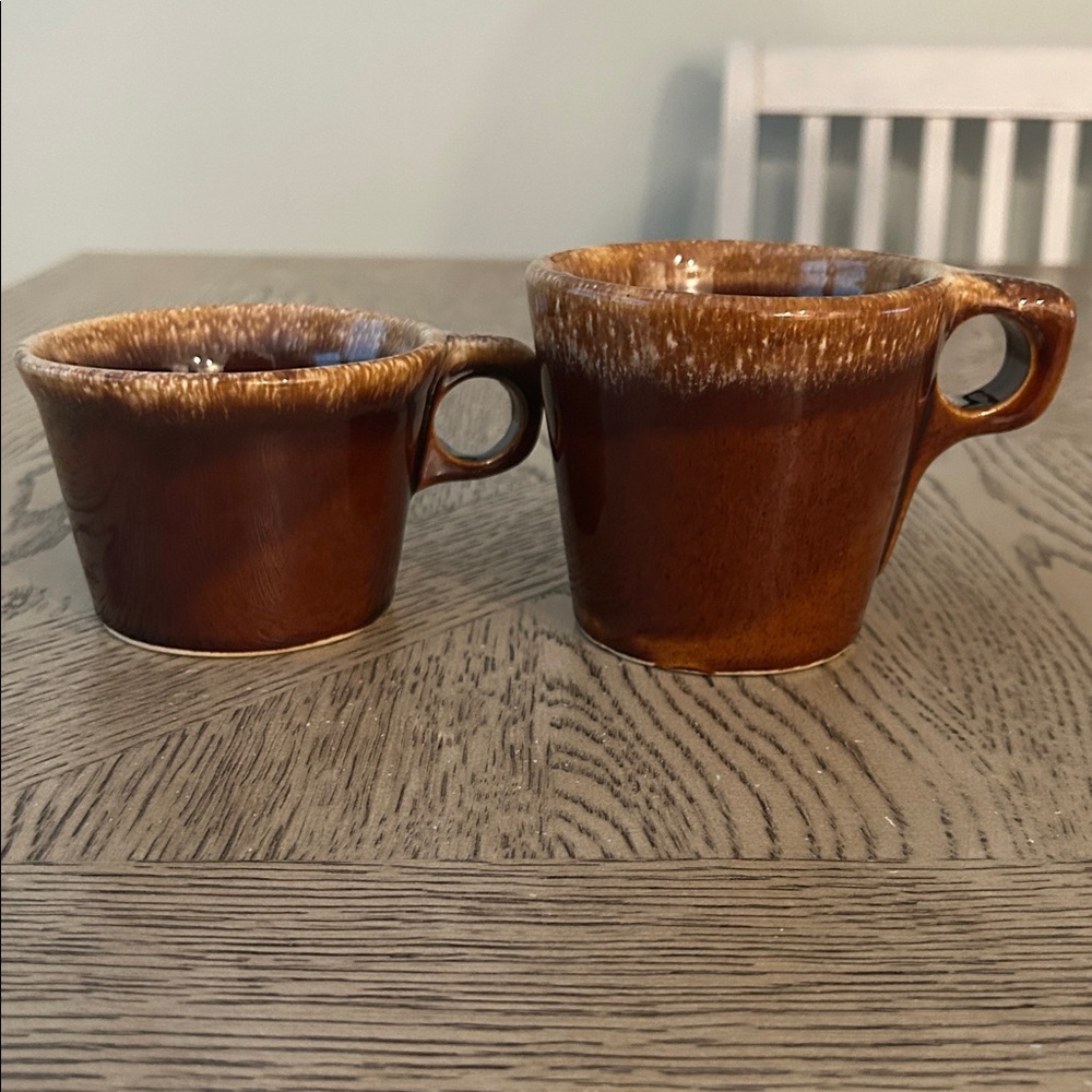 Vintage Hull Pottery  Mugs